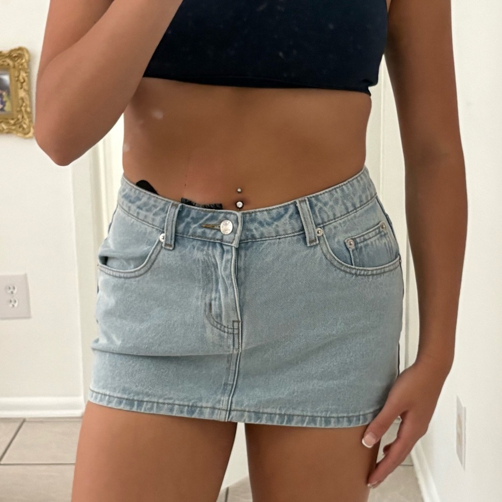 Light Blue Denim Mini Skirt Edikted - Picture 5 of 5
